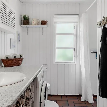 80262-vemb-hyttevej-103 *